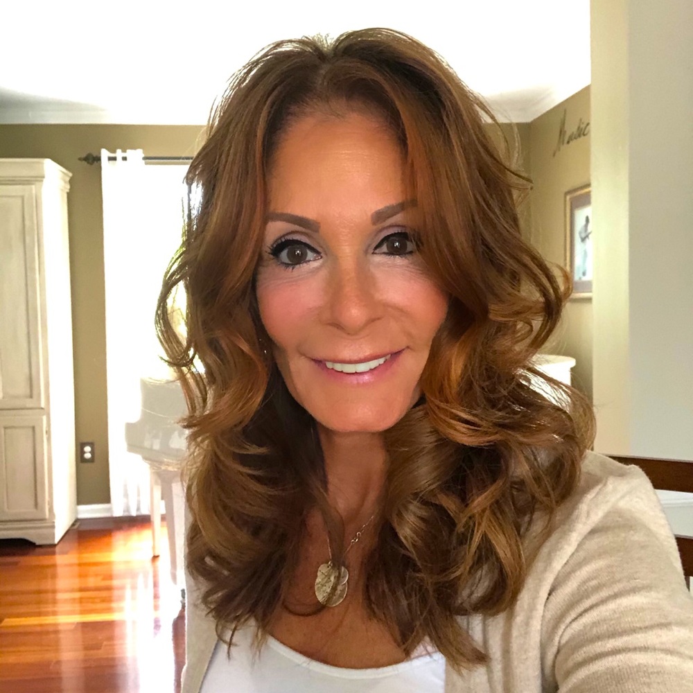 Meet your Posher, Carol